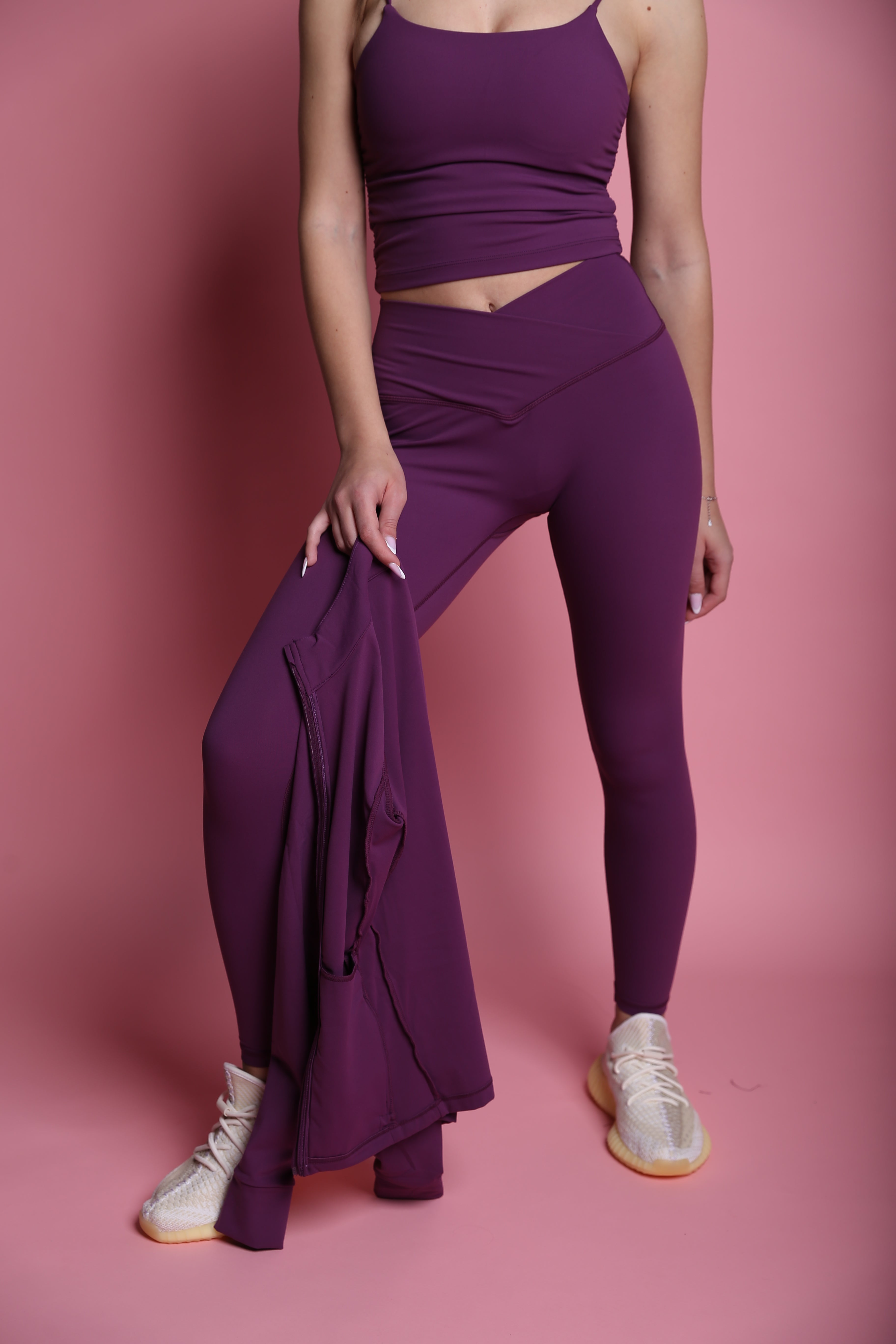 Plum V-Shape Leggings