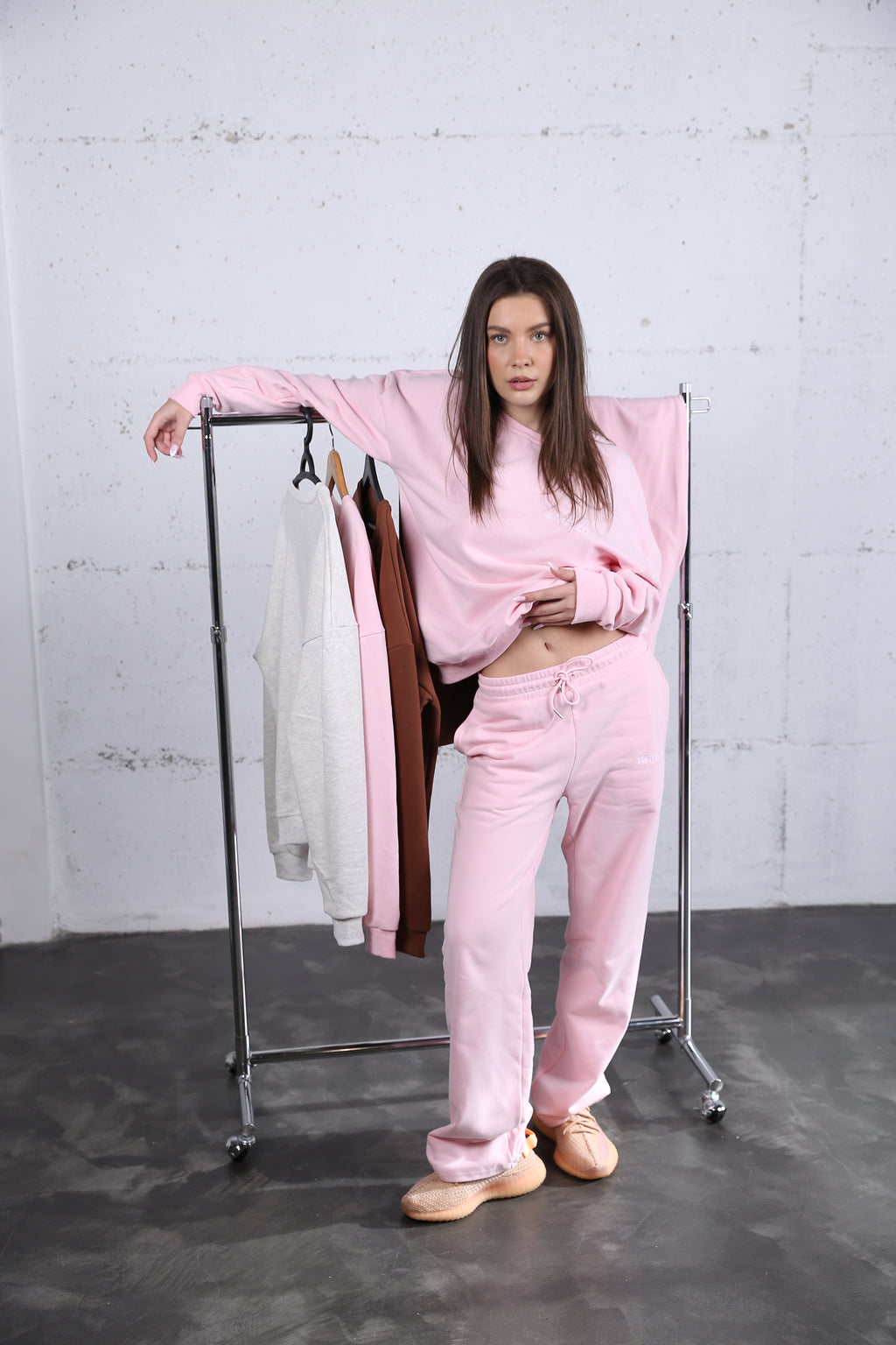 Sweatshirt + Sweatpants